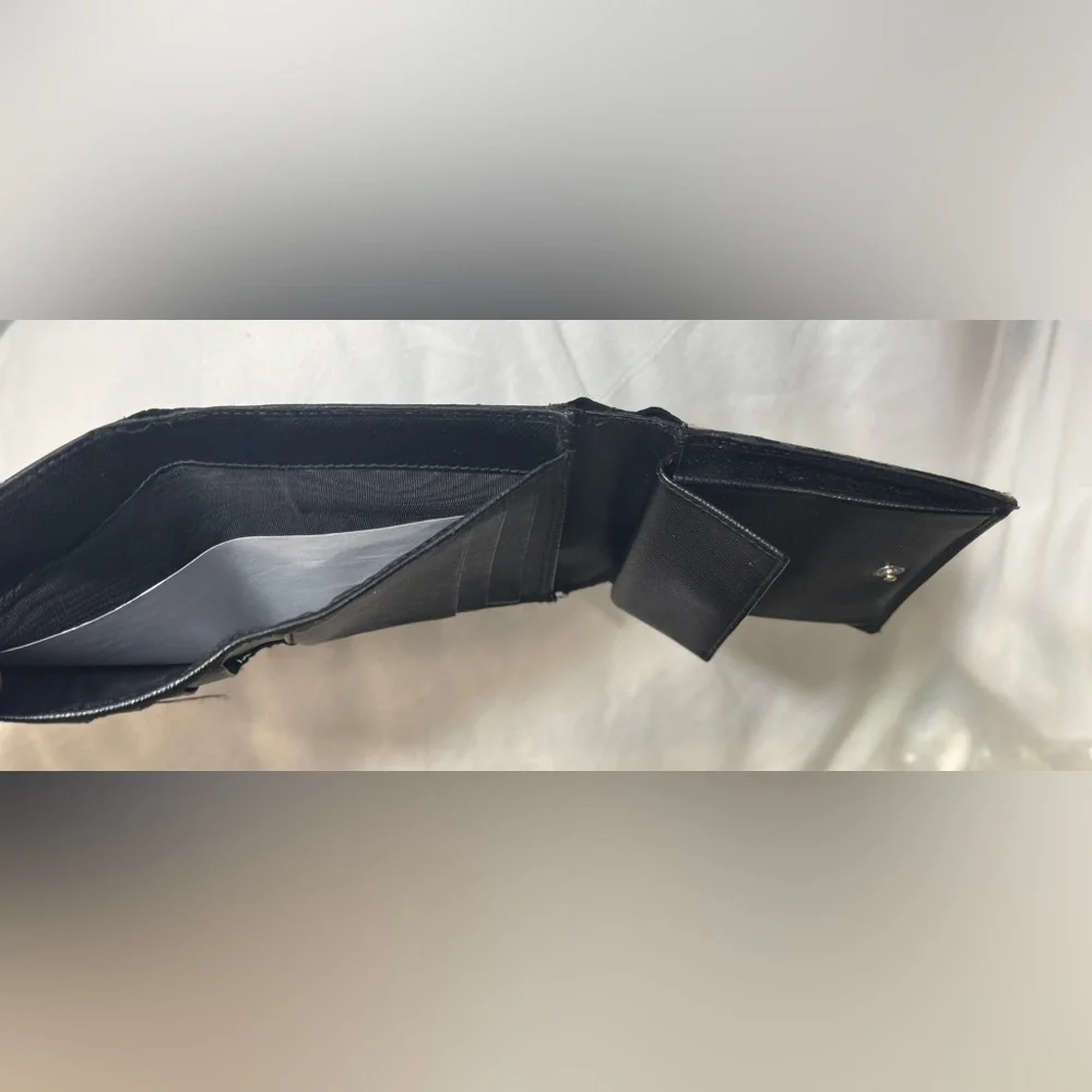 MENS PRADA TRI FOLD WALLET - Picture 16 of 16